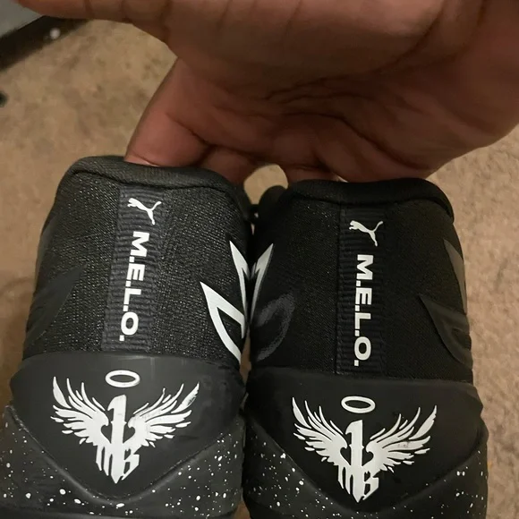 (Barely worn)Lamelo Ball MB.02 - Picture 2 of 5